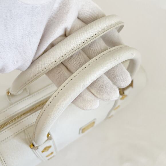 MCM White Leather Boston Bag Satchel Purse Gold Tone - Picture 6 of 15